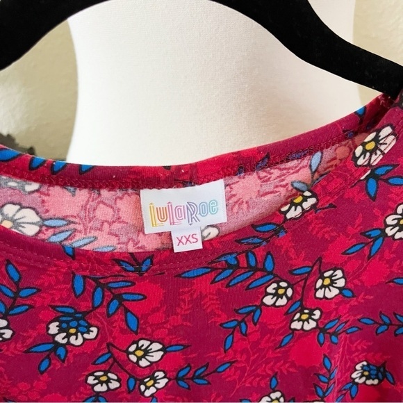 LuLaRoe Red Floral Colorful Irma Short Sleeve Hi-Lo Tunic Top Size XXS - Picture 6 of 8